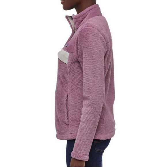 Patagonia Women's Re-Tool Snap-T® Pullover in purple fleece
pullover - Picture 3 of 9